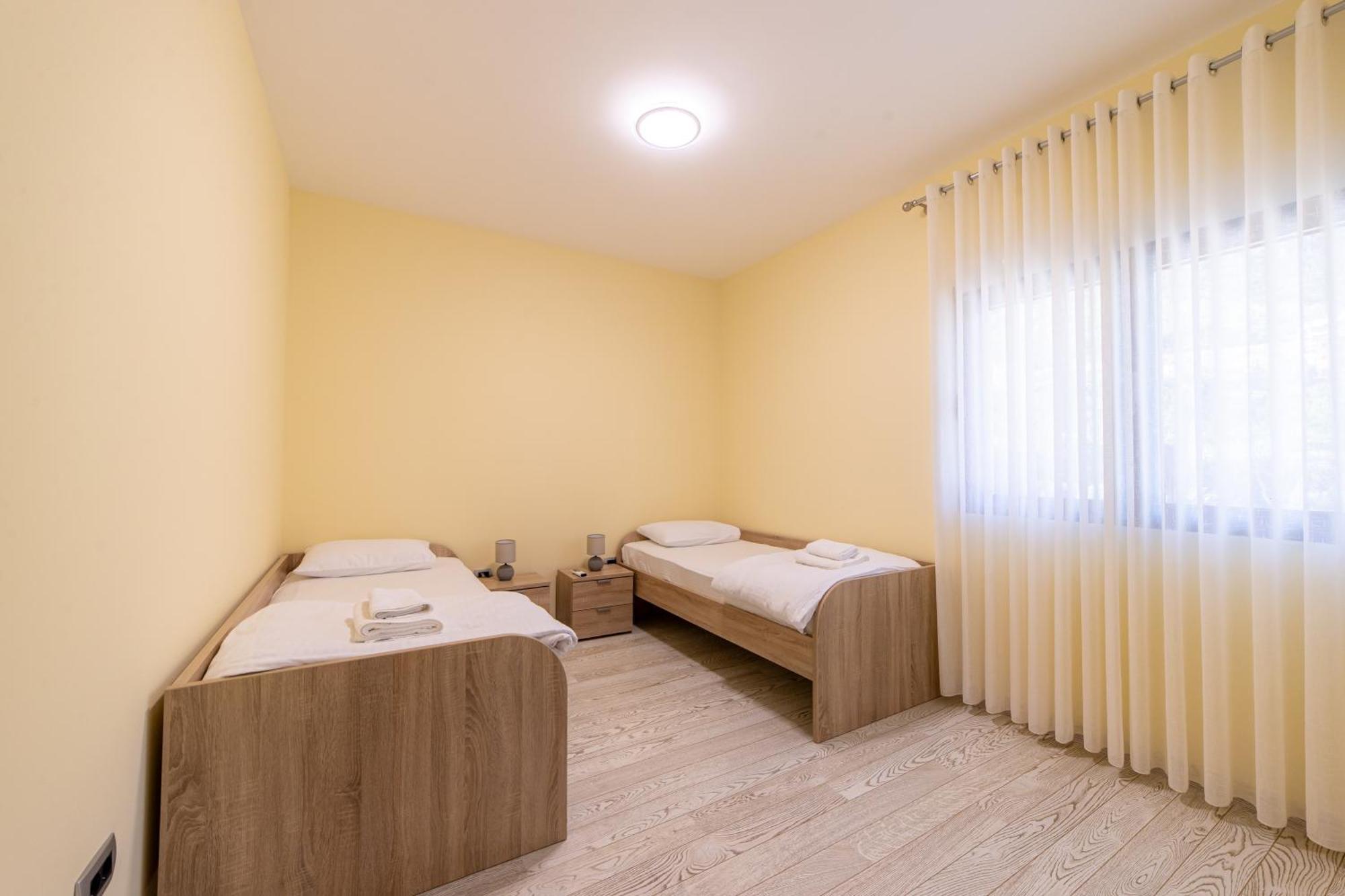 Green Bay Apartments Morinj Kotor Exterior foto