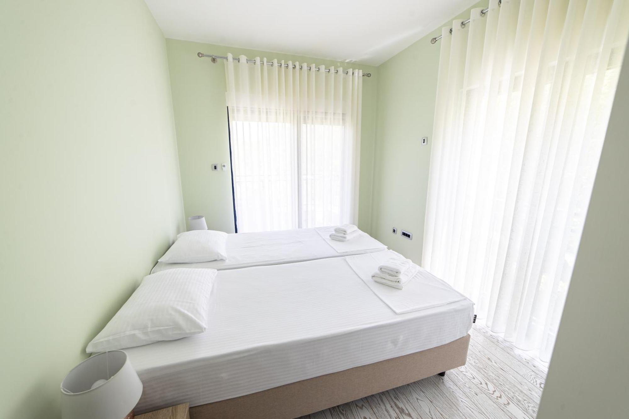 Green Bay Apartments Morinj Kotor Exterior foto