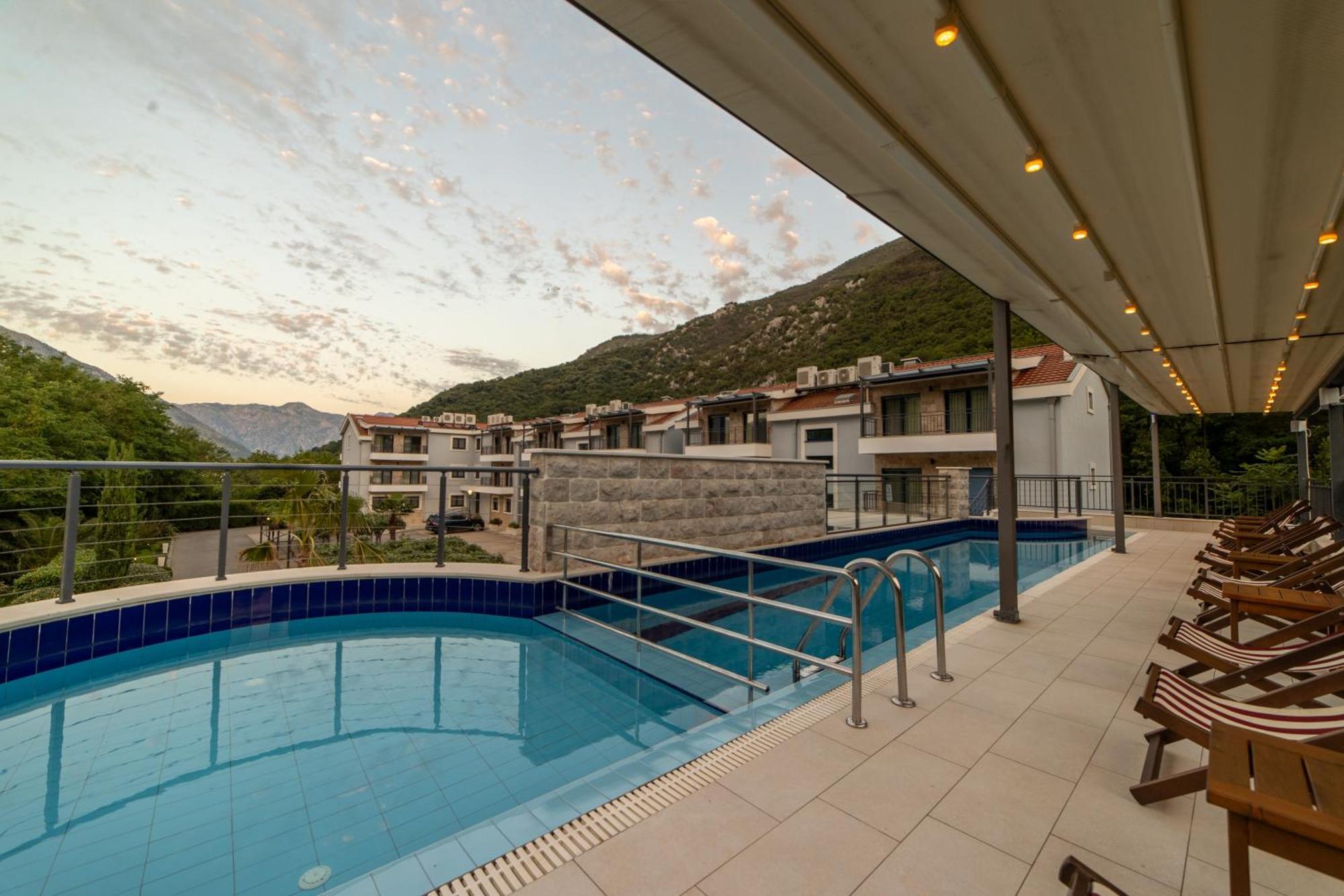 Green Bay Apartments Morinj Kotor Exterior foto